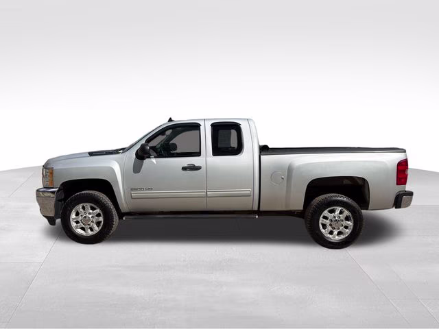 2013 Silver Ice Metallic Chevrolet Silverado 2500HD LT 4X4 Truck