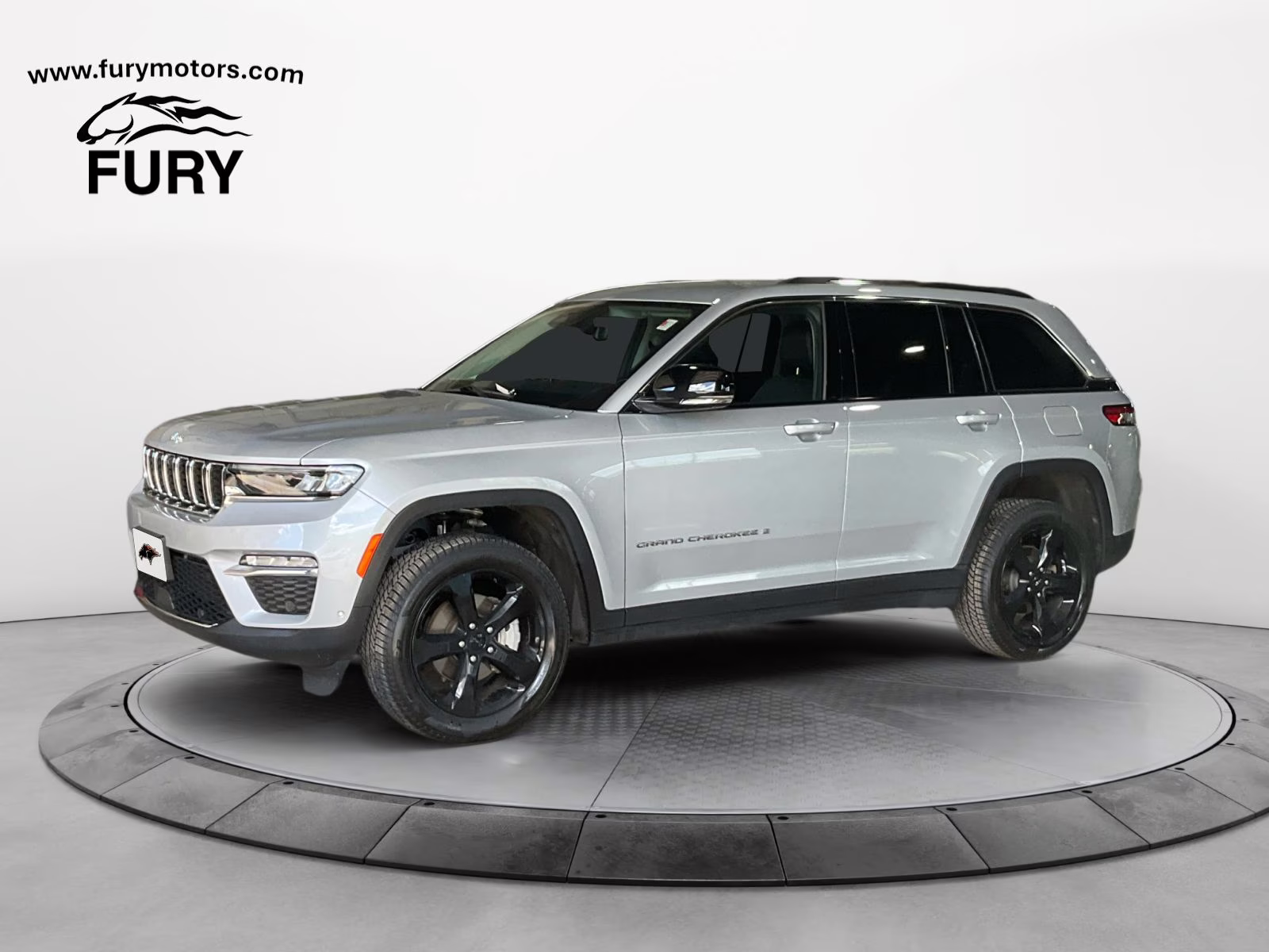 2023 Silver Zynith Jeep Grand Cherokee Limited 4X4 SUV
