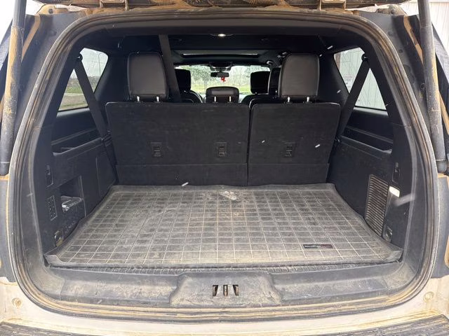 2018 White Platinum Metallic Tri-Coat Ford Expedition Max Limited 4X4 SUV