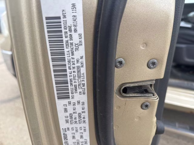 2011 White Gold Clearcoat Ram 1500 Big Horn 4X4 Truck