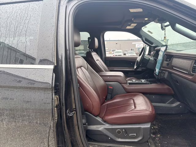 2022 Black Metallic Ford Expedition Max Limited 4X4 SUV