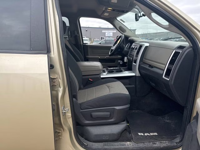 2011 White Gold Clearcoat Ram 1500 Big Horn 4X4 Truck