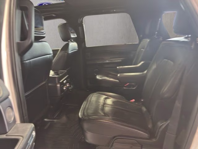 2018 White Platinum Metallic Tri-Coat Ford Expedition Max Limited 4X4 SUV