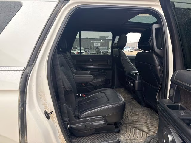 2018 White Platinum Metallic Tri-Coat Ford Expedition Max Limited 4X4 SUV