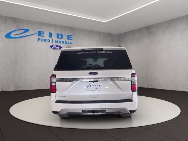 2018 White Platinum Metallic Tri-Coat Ford Expedition Max Limited 4X4 SUV