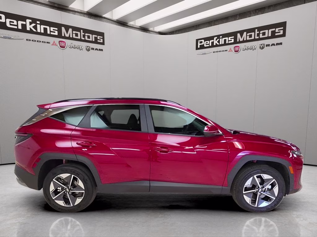 2025 Ultimate Red Hyundai Tucson Hybrid SEL Convenience AWD SUV