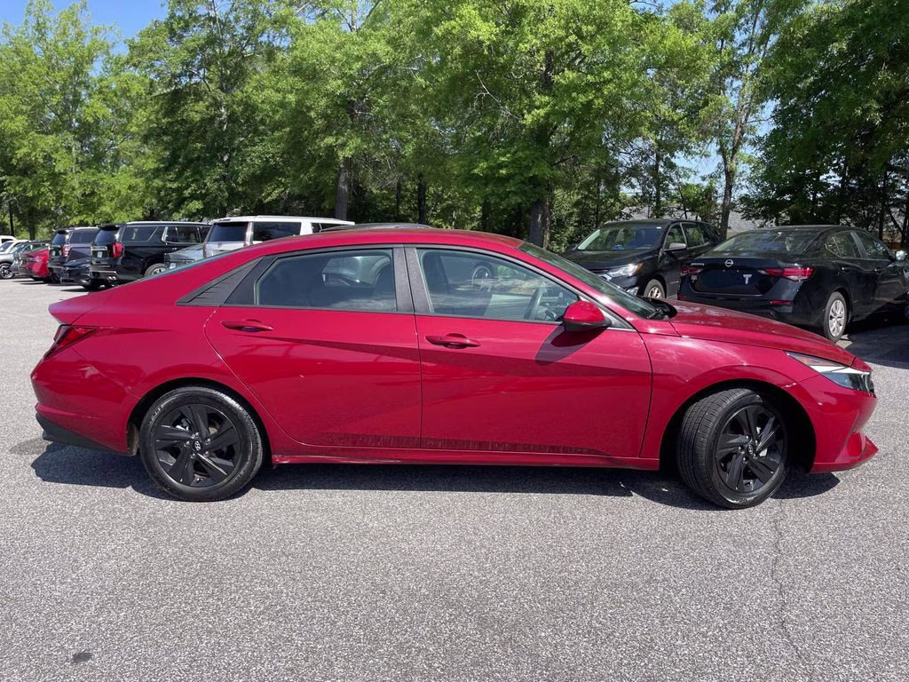 2021 Scarlet Red Pearl Hyundai Elantra SEL FWD Sedan