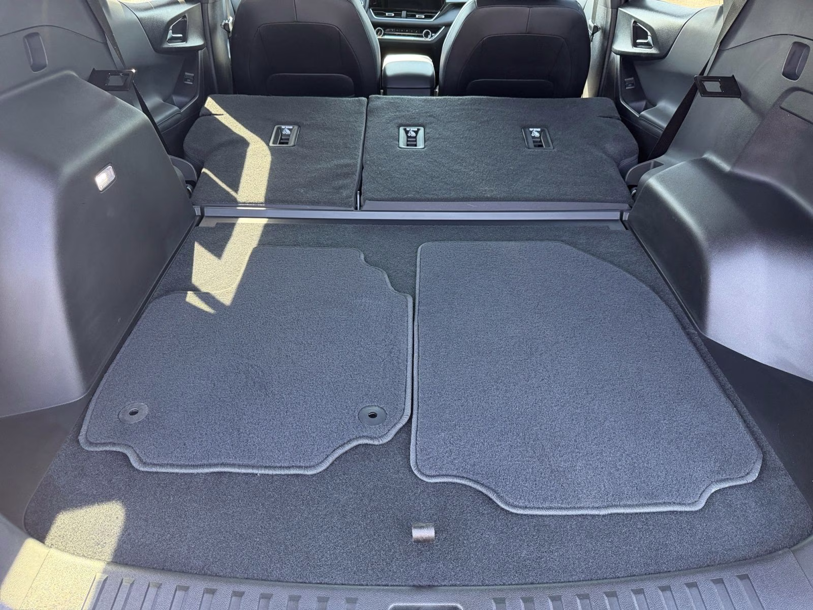 2025 Sterling Gray Metallic Chevrolet Equinox LT AWD SUV