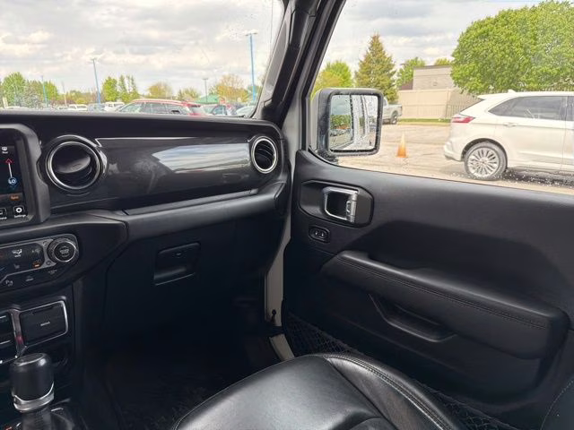 2021 Bright White Clearcoat Jeep Wrangler Unlimited Sahara Altitude 4X4 SUV