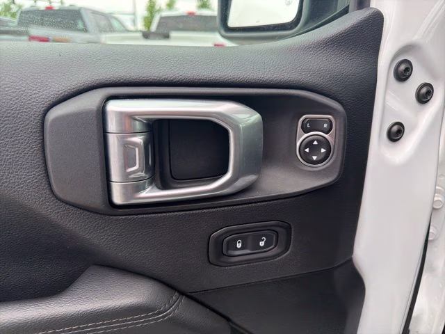 2021 Bright White Clearcoat Jeep Wrangler Unlimited Sahara Altitude 4X4 SUV
