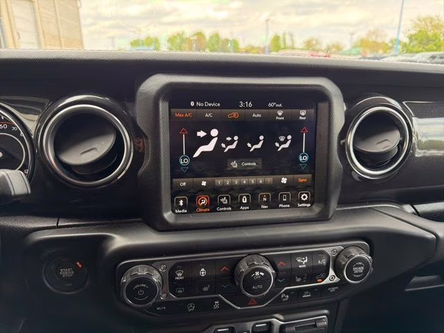 2021 Bright White Clearcoat Jeep Wrangler Unlimited Sahara Altitude 4X4 SUV