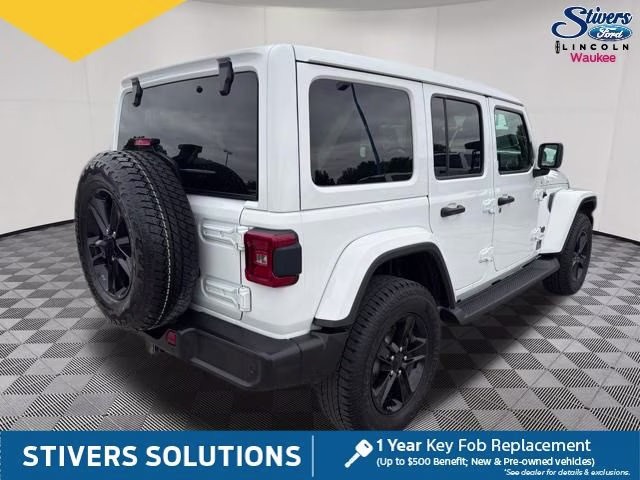 2021 Bright White Clearcoat Jeep Wrangler Unlimited Sahara Altitude 4X4 SUV