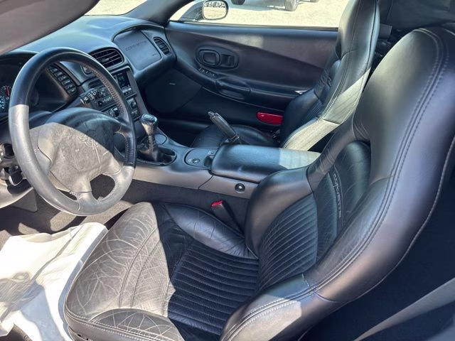 2004 Smokin Asphalt Chevrolet Corvette Base RWD Convertible