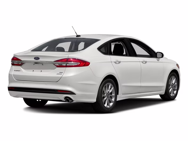 2017 Oxford White Ford Fusion SE FWD Sedan