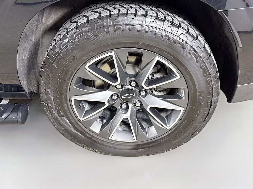 2023 Black Chevrolet Suburban Z71 4X4 SUV