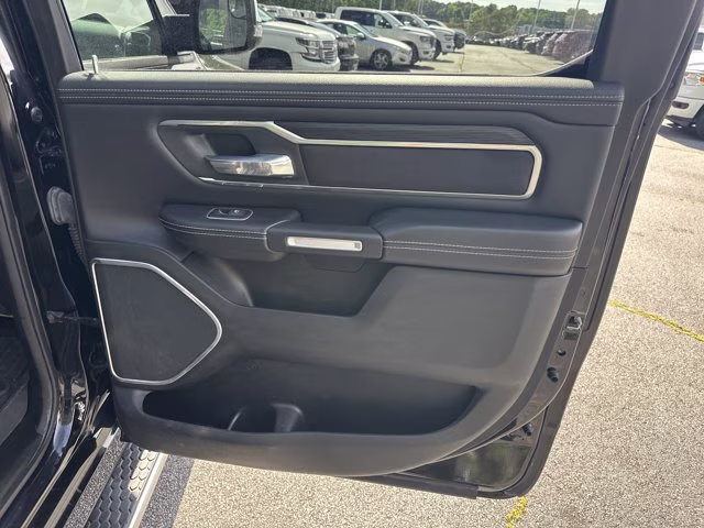 2023 Diamond Black Crystal Pearlcoat Ram 1500 Laramie 4X4 Truck