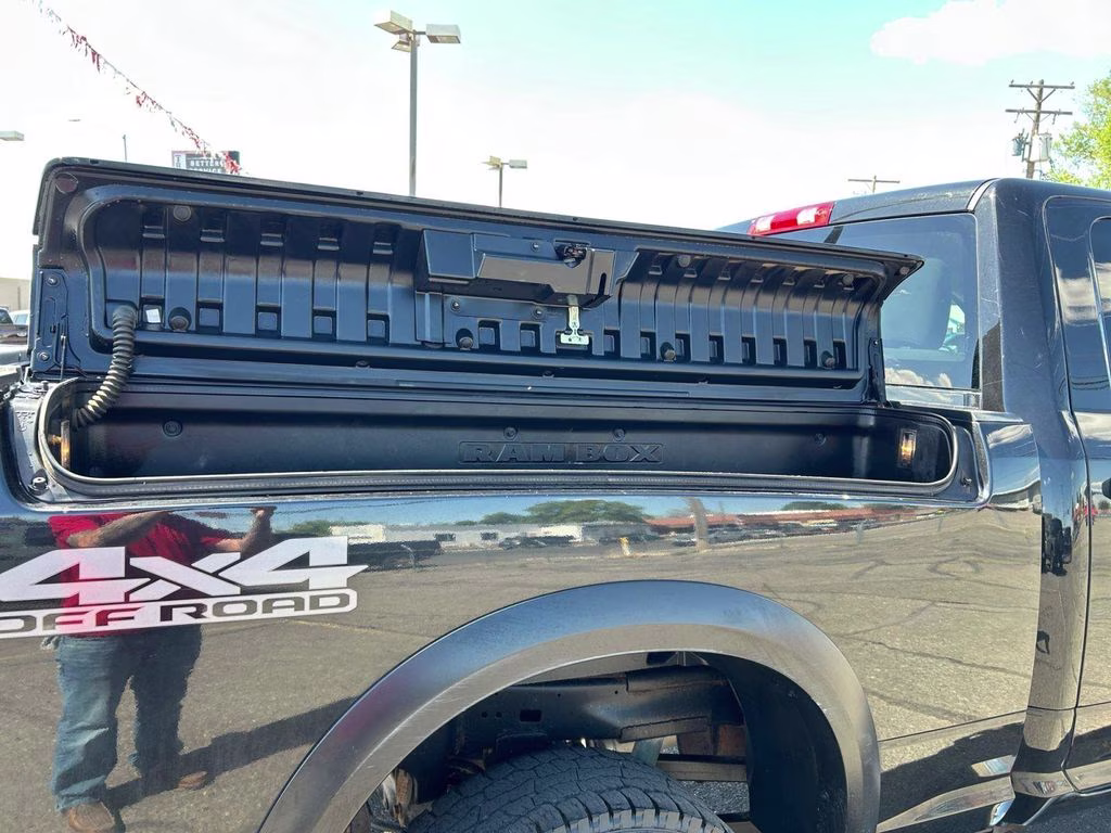 2018 Brilliant Black Crystal Pearlcoat Ram 2500 Tradesman 4X4 Truck