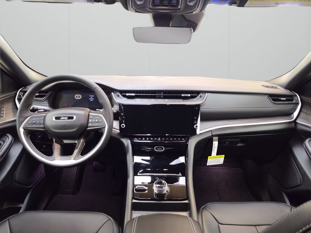 2026 Bright White Clearcoat Jeep Grand Cherokee Limited 4X4 SUV