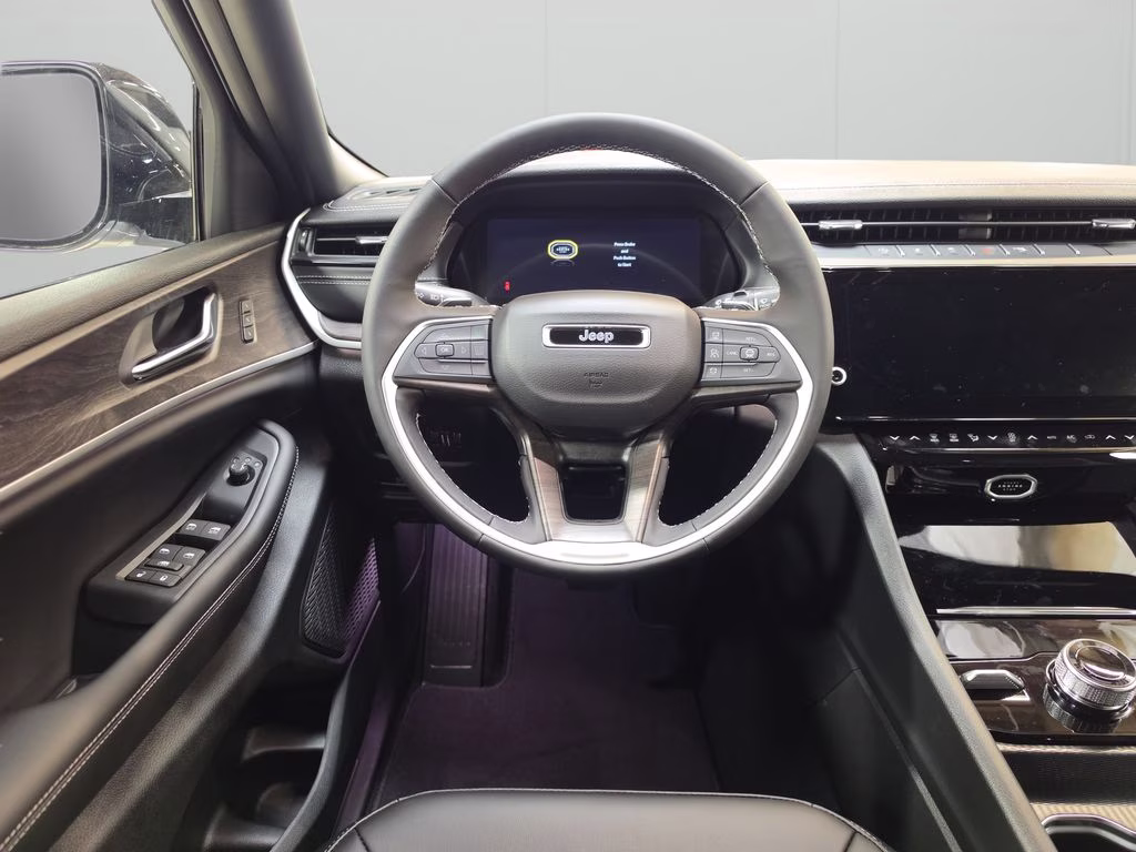 2026 Bright White Clearcoat Jeep Grand Cherokee Limited 4X4 SUV