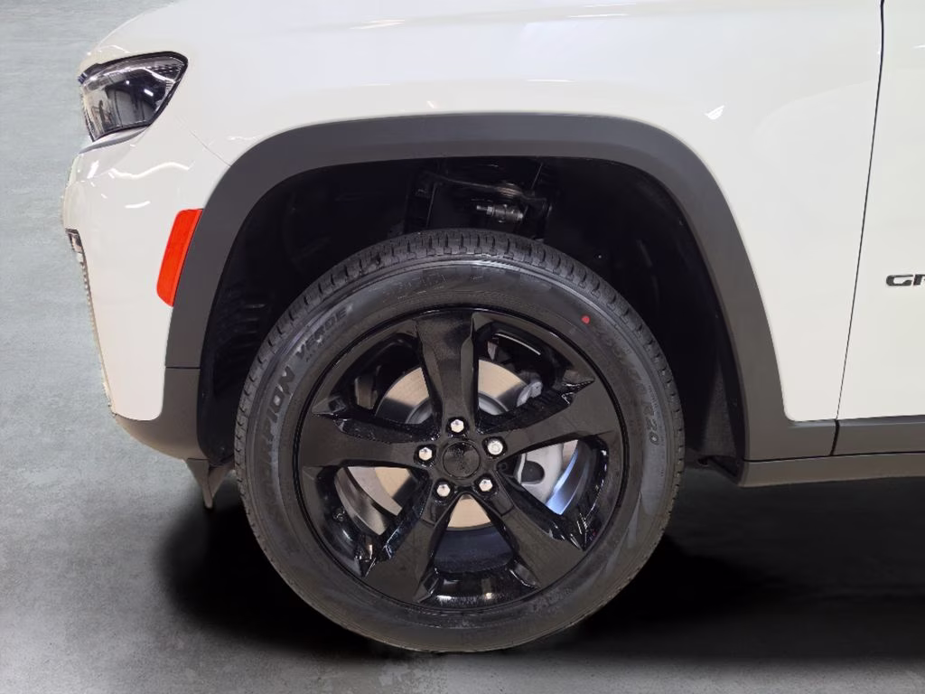 2026 Bright White Clearcoat Jeep Grand Cherokee Limited 4X4 SUV