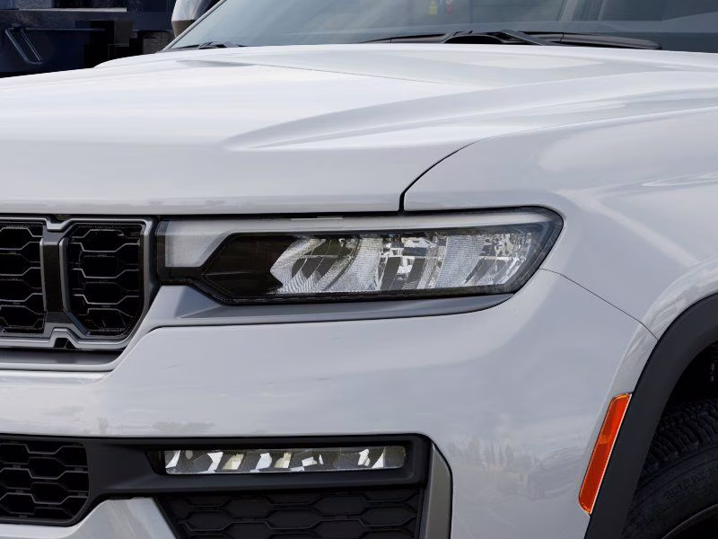 2026 Bright White Clearcoat Jeep Grand Cherokee Limited 4X4 SUV