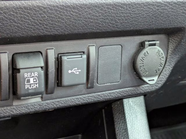 2021 Midnight Black Metallic Toyota Tacoma 4WD SR5 4X4 Truck