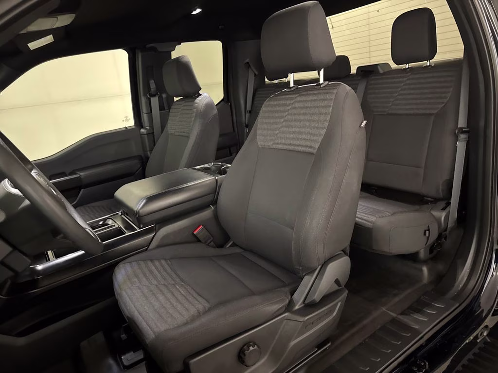 2023 Antimatter Blue Metallic Ford F-150 XL 4X4 Truck