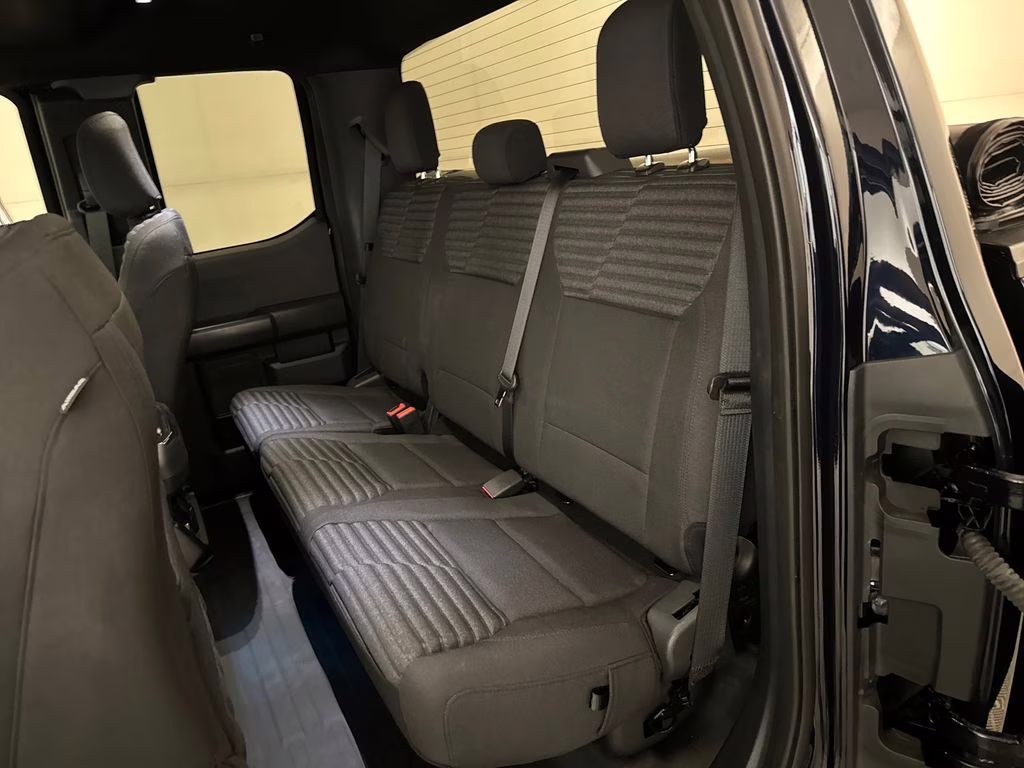 2023 Antimatter Blue Metallic Ford F-150 XL 4X4 Truck