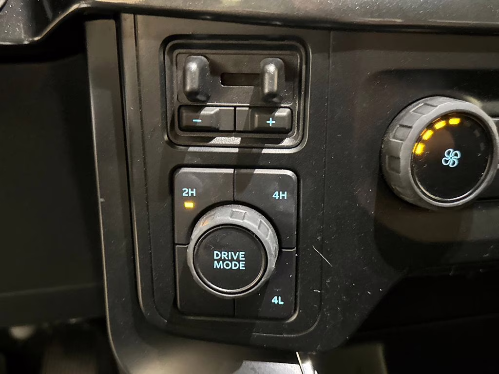 2023 Antimatter Blue Metallic Ford F-150 XL 4X4 Truck