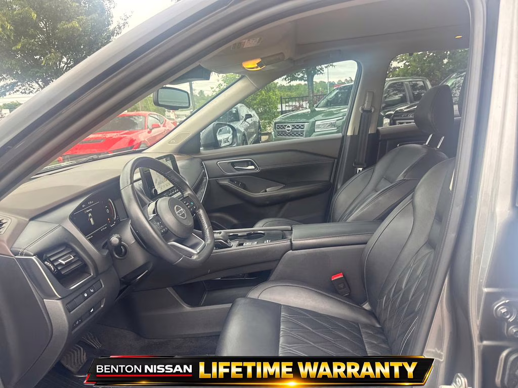2021 Gun Metallic Nissan Rogue Platinum FWD SUV