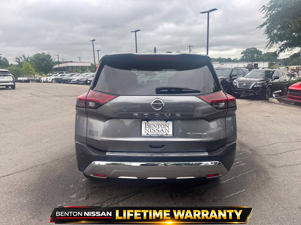 2021 Gun Metallic Nissan Rogue Platinum FWD SUV