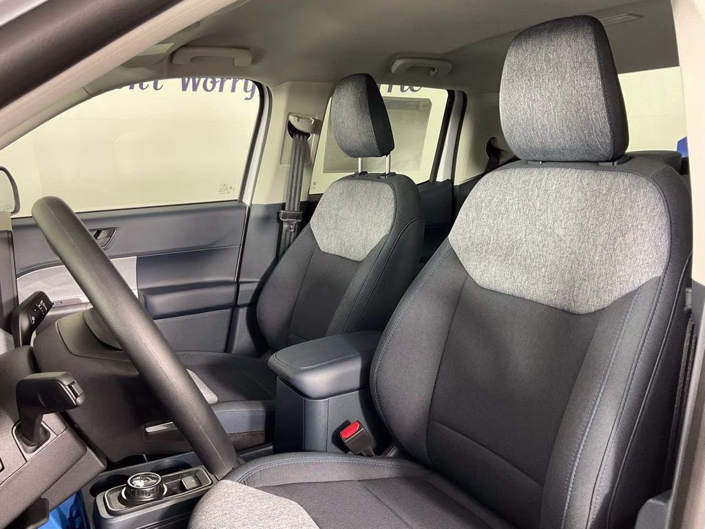 2026 Oxford White Ford Maverick XLT FWD Truck