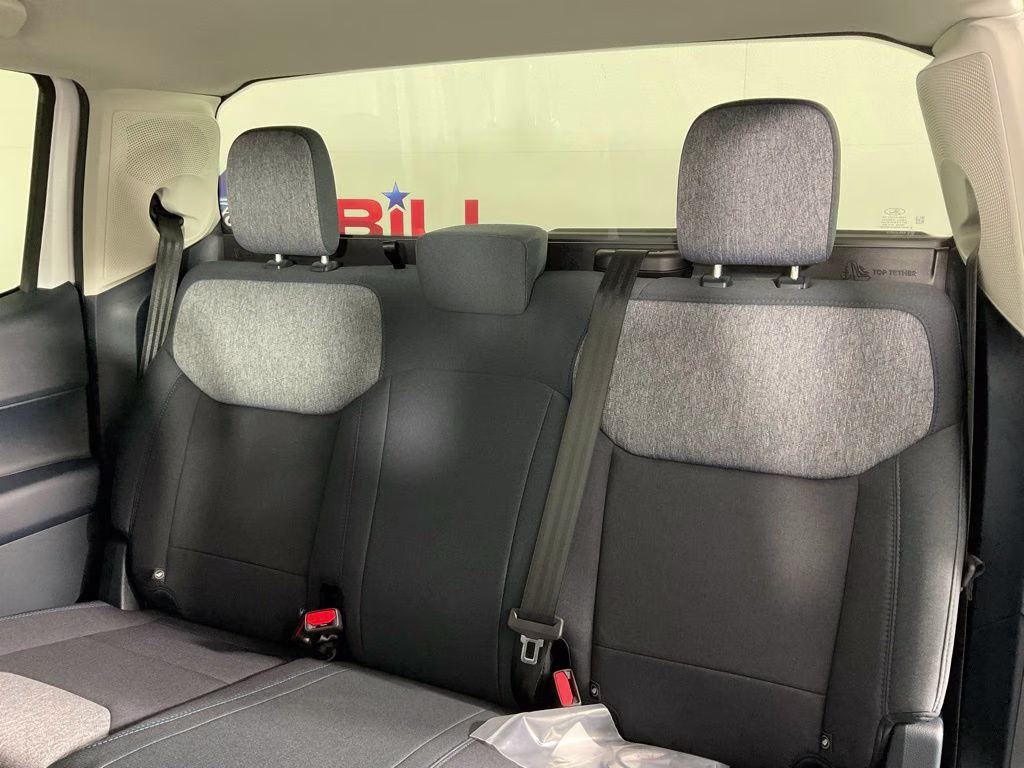 2026 Oxford White Ford Maverick XLT FWD Truck