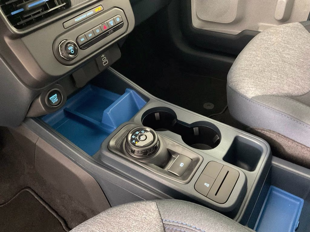 2026 Oxford White Ford Maverick XLT FWD Truck