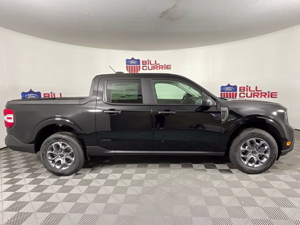2026 Shadow Ford Maverick XLT FWD Truck