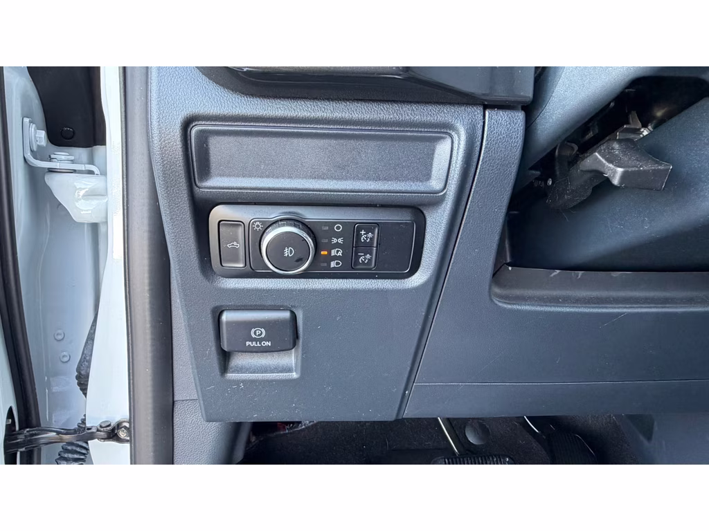 2024 Oxford White Ford F-150 STX 4X4 Truck