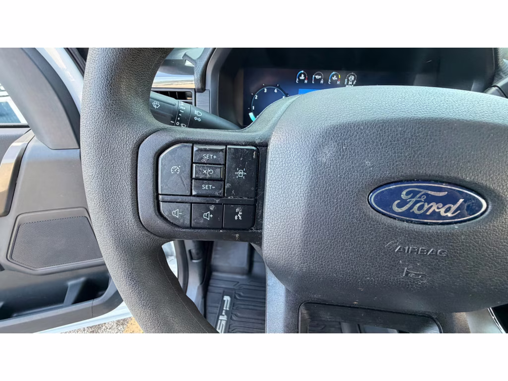 2024 Oxford White Ford F-150 STX 4X4 Truck