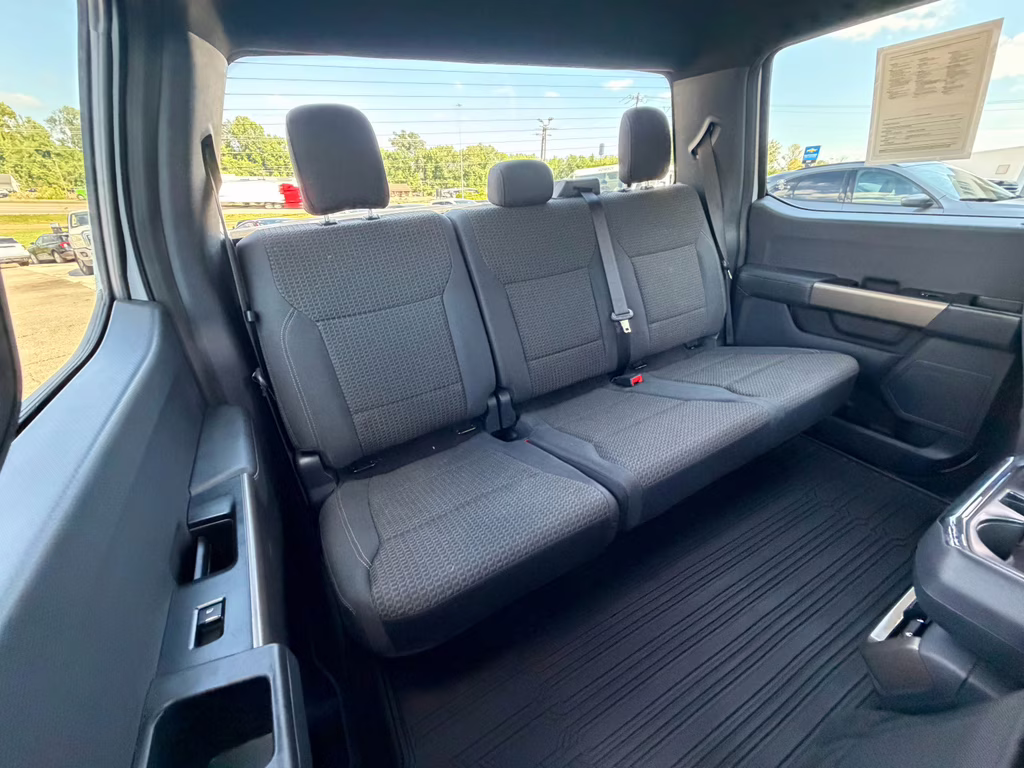2024 Oxford White Ford F-150 STX 4X4 Truck