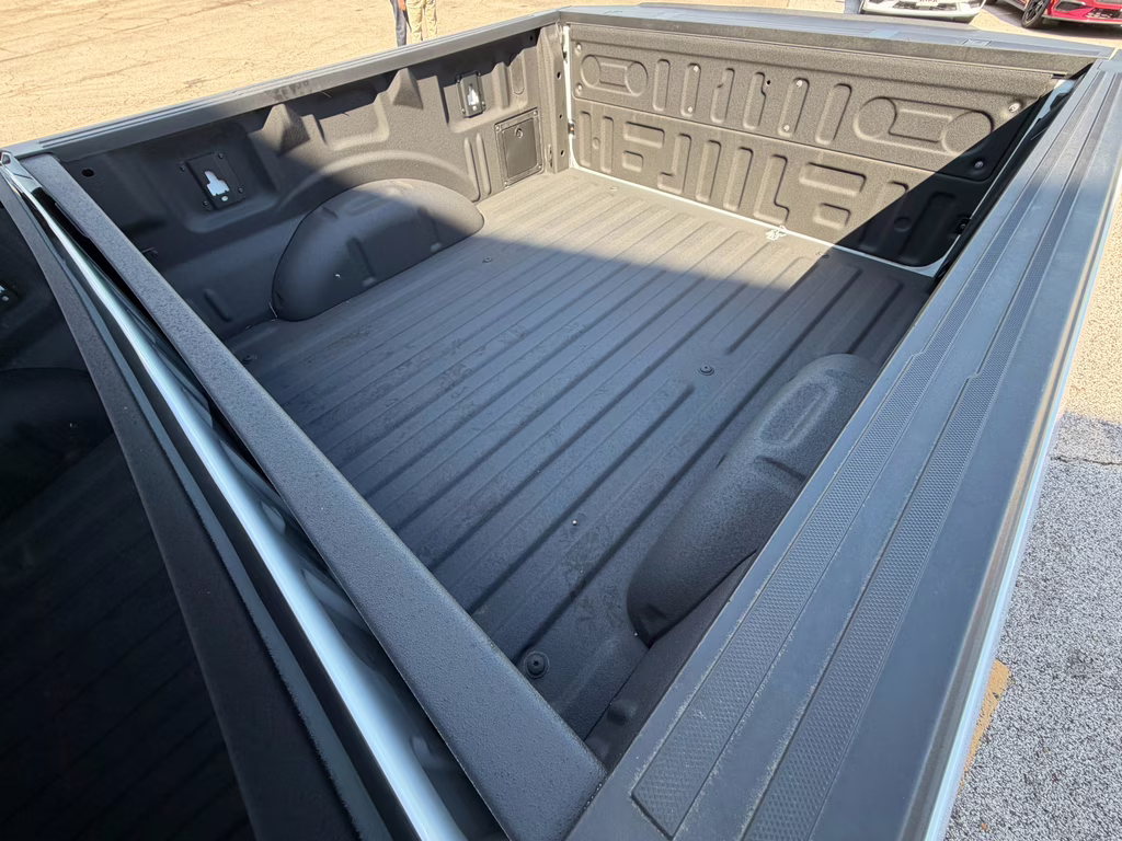 2024 Oxford White Ford F-150 STX 4X4 Truck