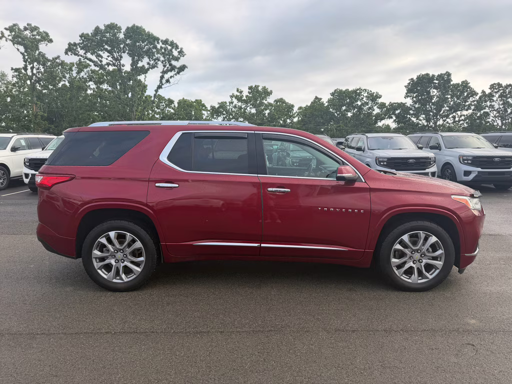 2021 Cajun Red Tintcoat Chevrolet Traverse Premier AWD SUV