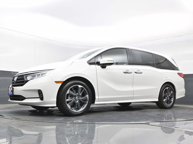 2022 Platinum White Pearl Honda Odyssey Elite FWD Van