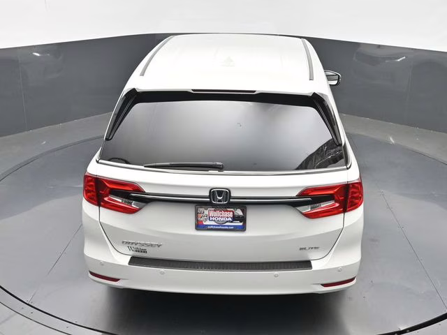 2022 Platinum White Pearl Honda Odyssey Elite FWD Van