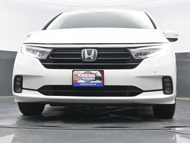 2022 Platinum White Pearl Honda Odyssey Elite FWD Van