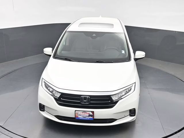 2022 Platinum White Pearl Honda Odyssey Elite FWD Van