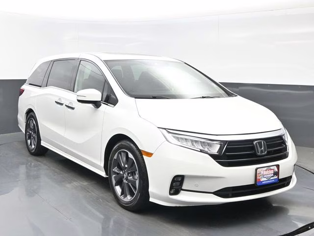2022 Platinum White Pearl Honda Odyssey Elite FWD Van