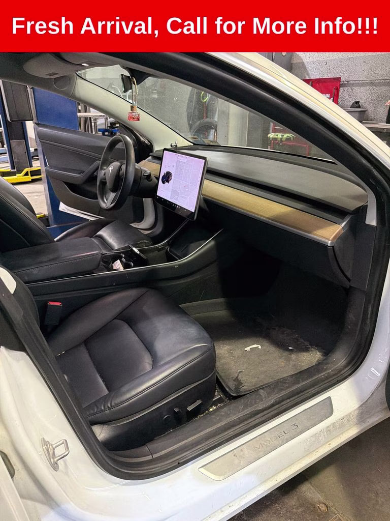 2020 Pearl White Multi-Coat Tesla Model 3 Standard Range Plus RWD Sedan