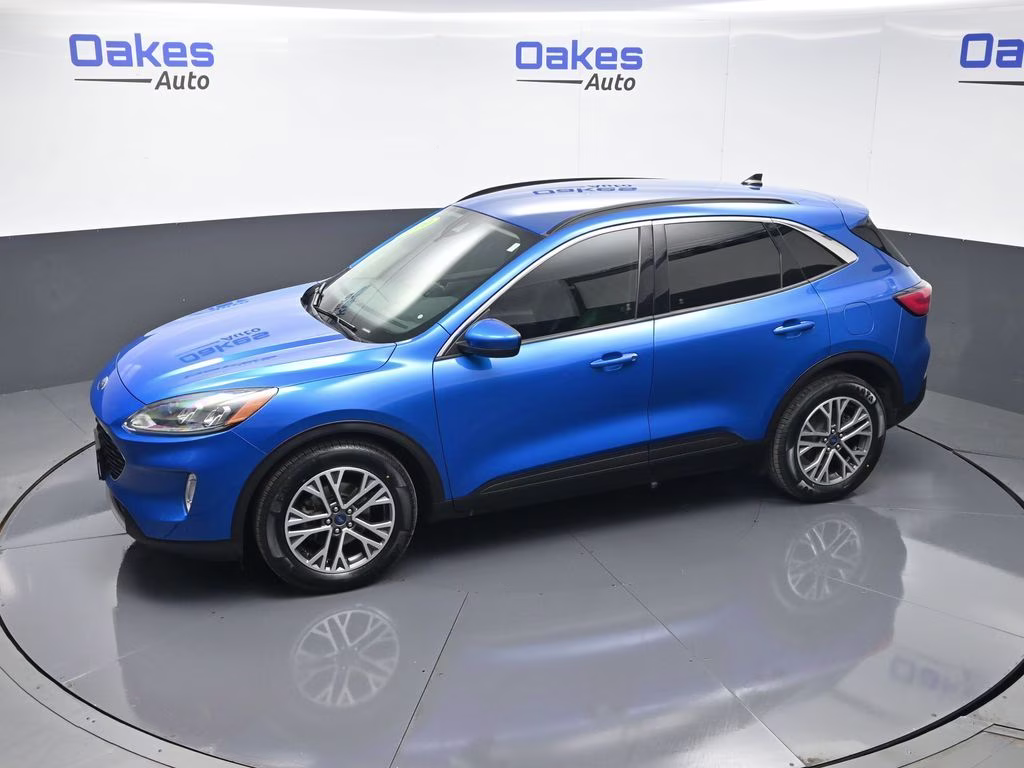2020 Blue Metallic Ford Escape SEL FWD SUV