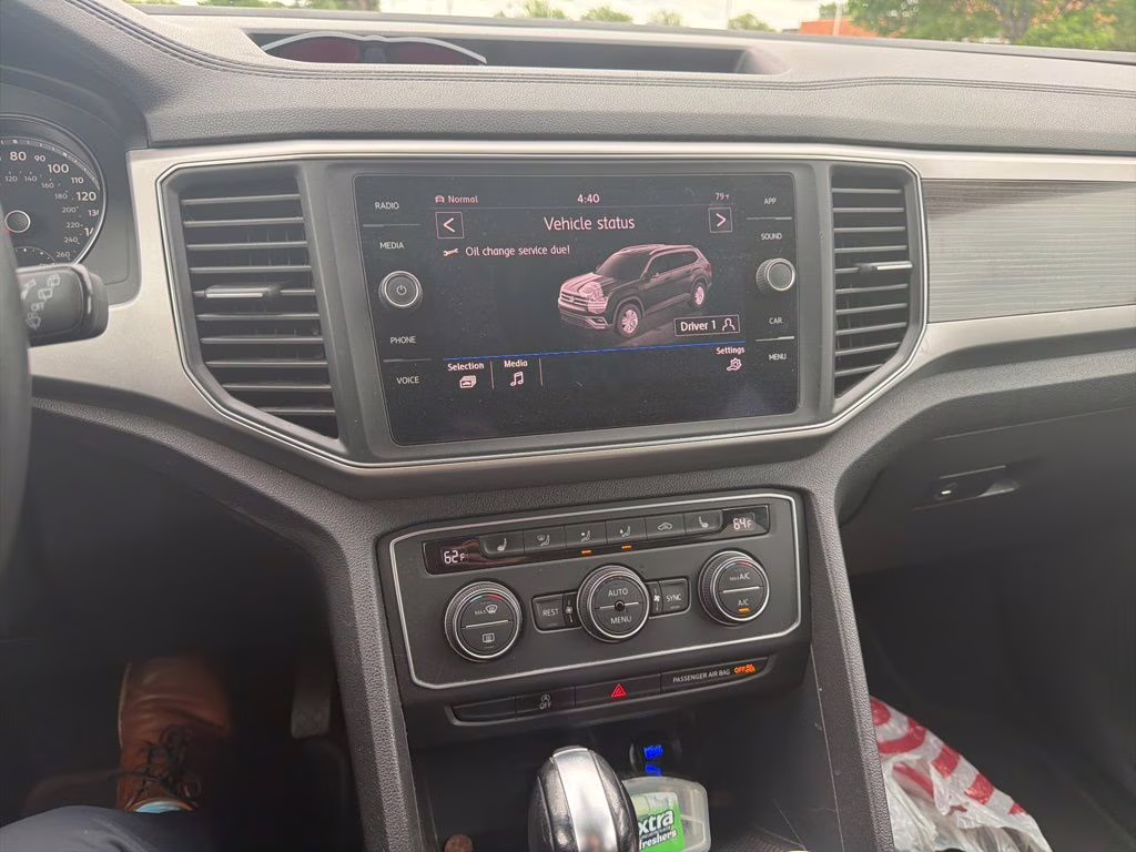 2019 Platinum Gray Metallic Volkswagen Atlas 3.6L V6 SE AWD SUV