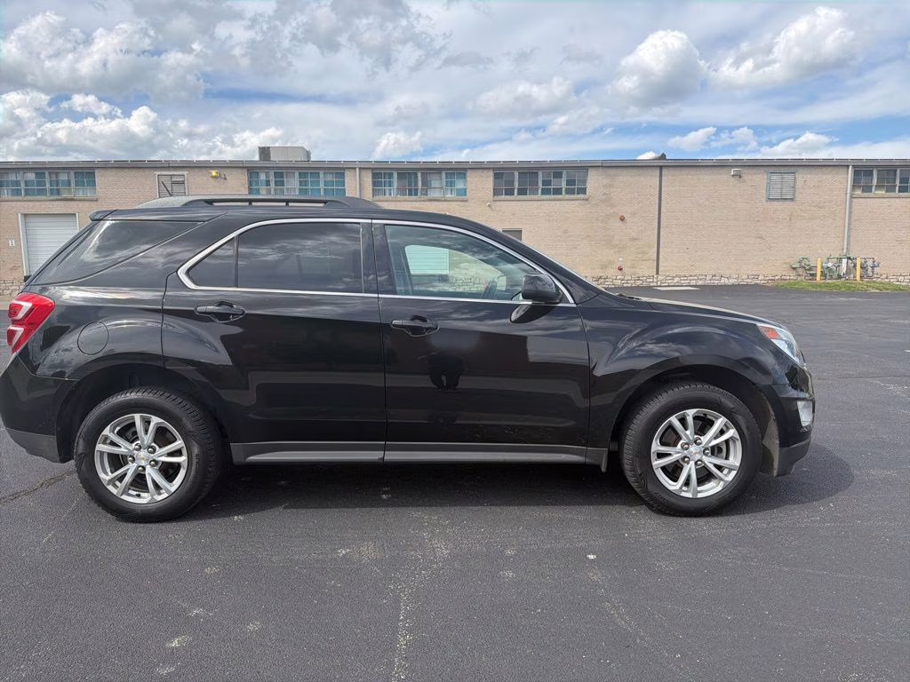 2017 Mosaic Black Metallic Chevrolet Equinox LT AWD SUV