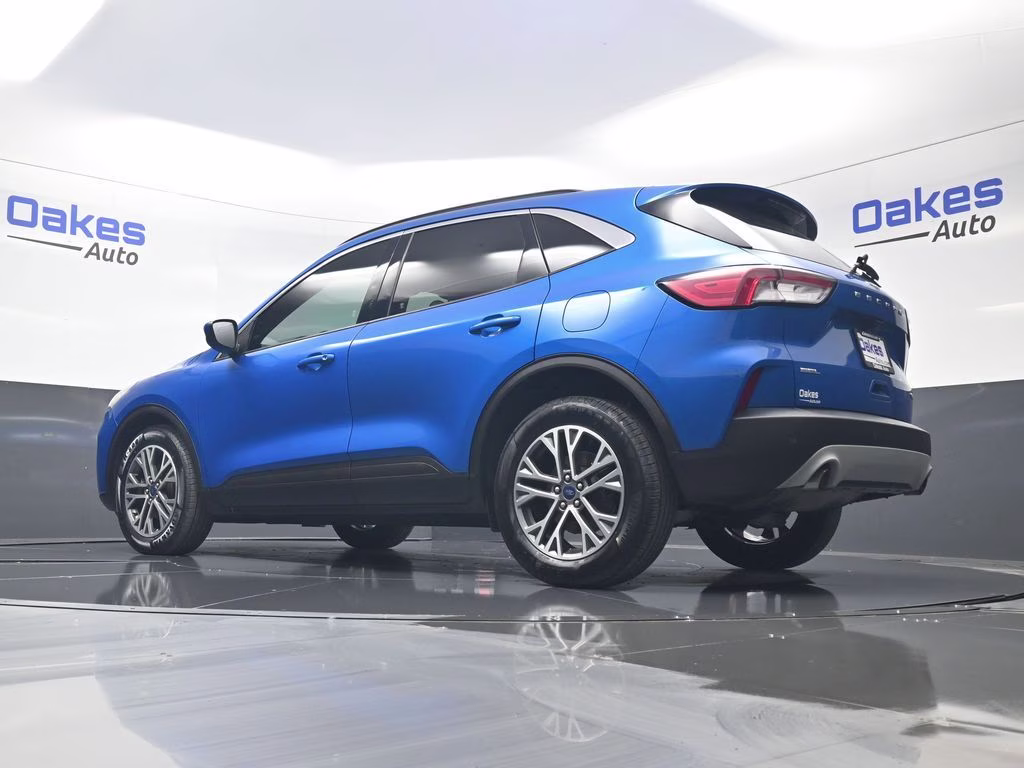 2020 Blue Metallic Ford Escape SEL FWD SUV